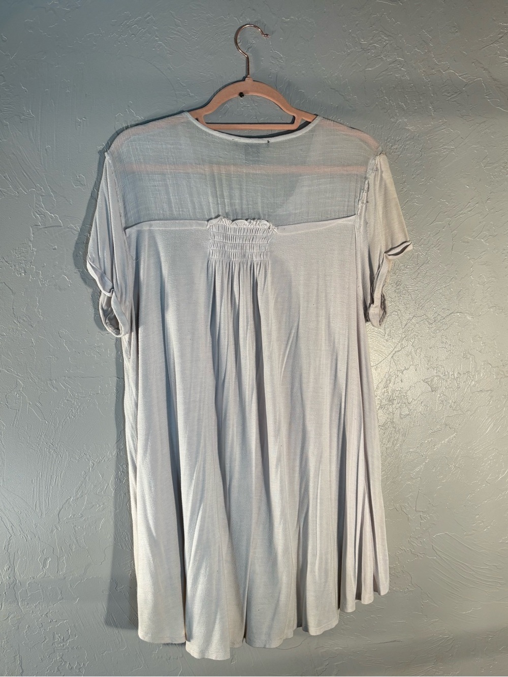 Robert Louis Light Gray and Blush Top